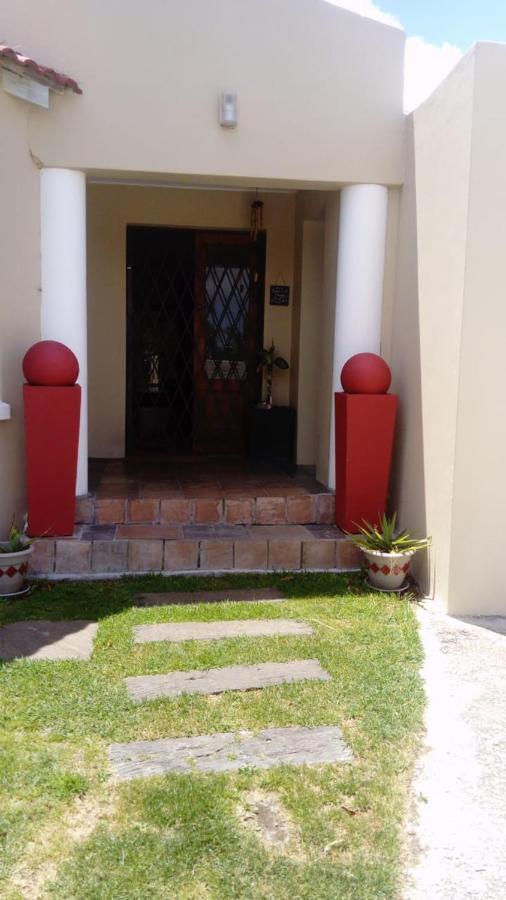 Red Pillars Port Elizabeth Exterior foto